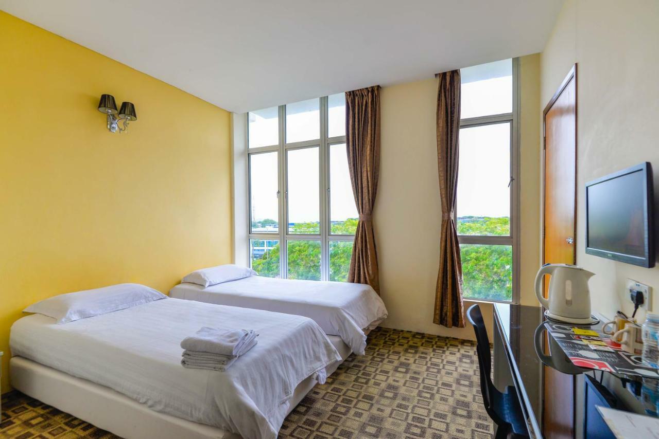 Fumah Hotel Σαχ Αλάμ Εξωτερικό φωτογραφία
